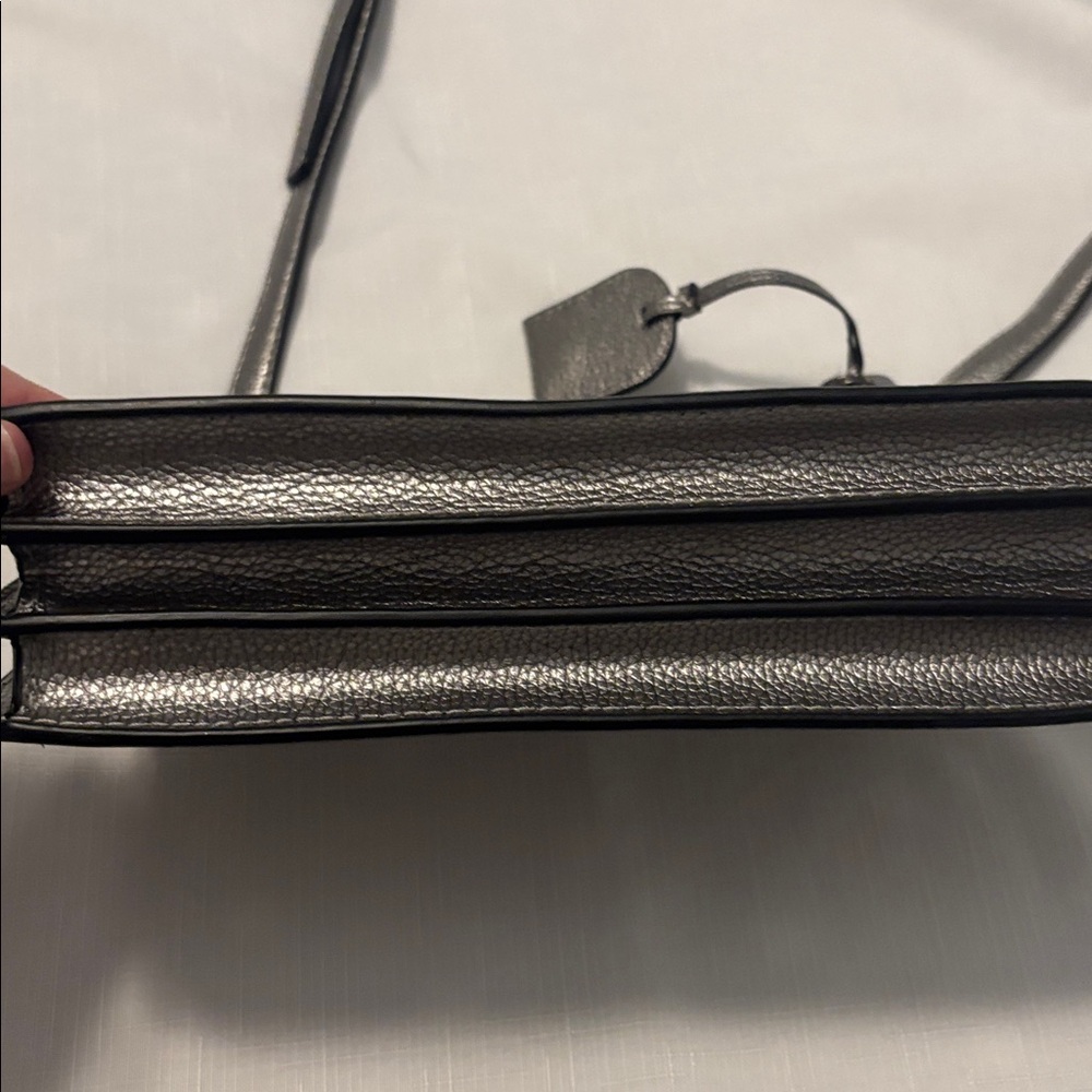 Kate Spade Eva Metallic Silver Crossbody bag pebbled leather medium jewel tone - Picture 3 of 16